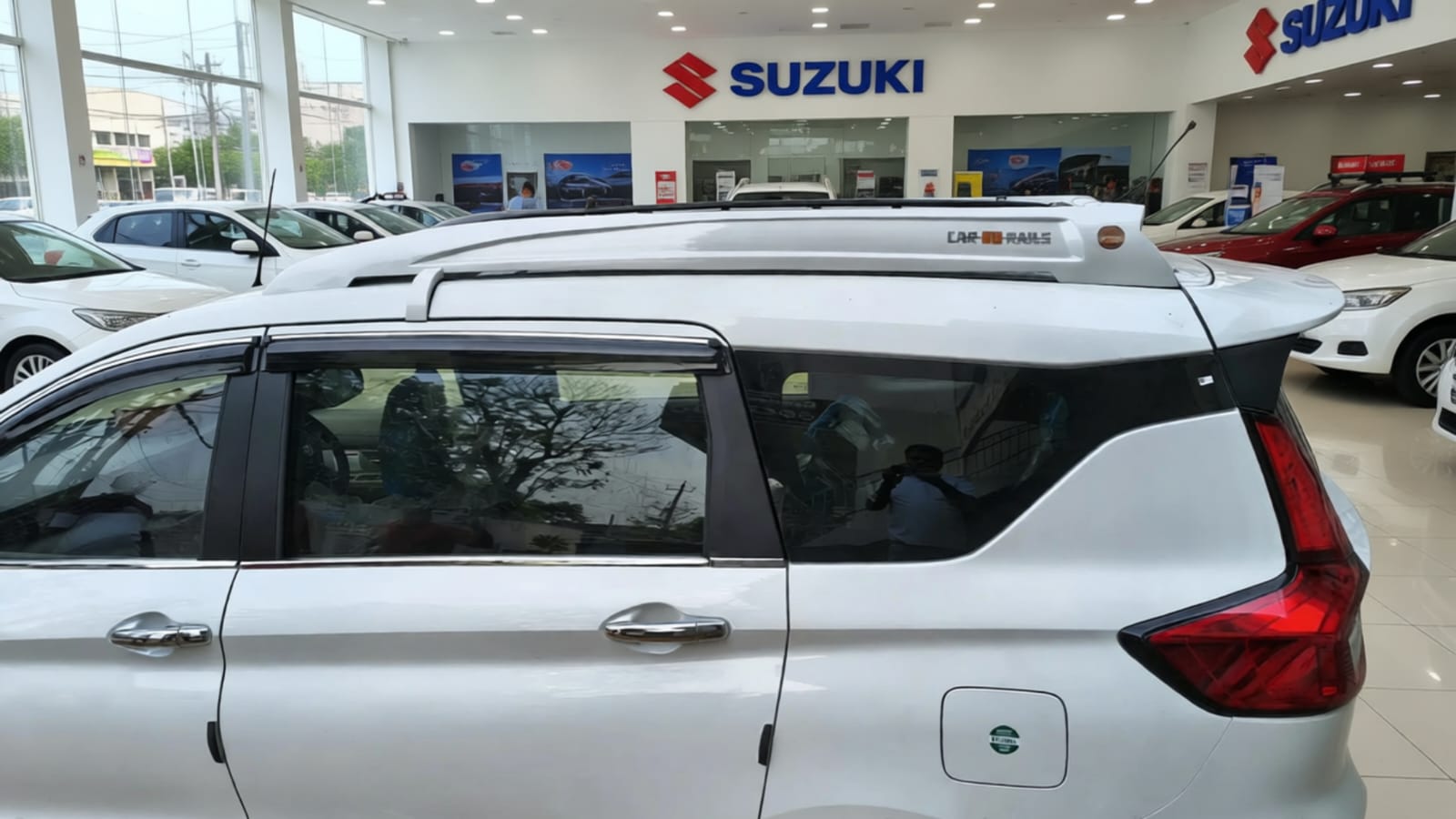 Ertiga 2025 Cargo Rails Carrier, image 1